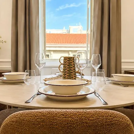 Sole Apartment-central Luxury&private Garage Appartement