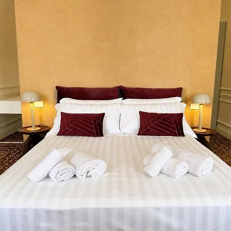 Sole Apartment-central Luxury&private Garage * Trieste